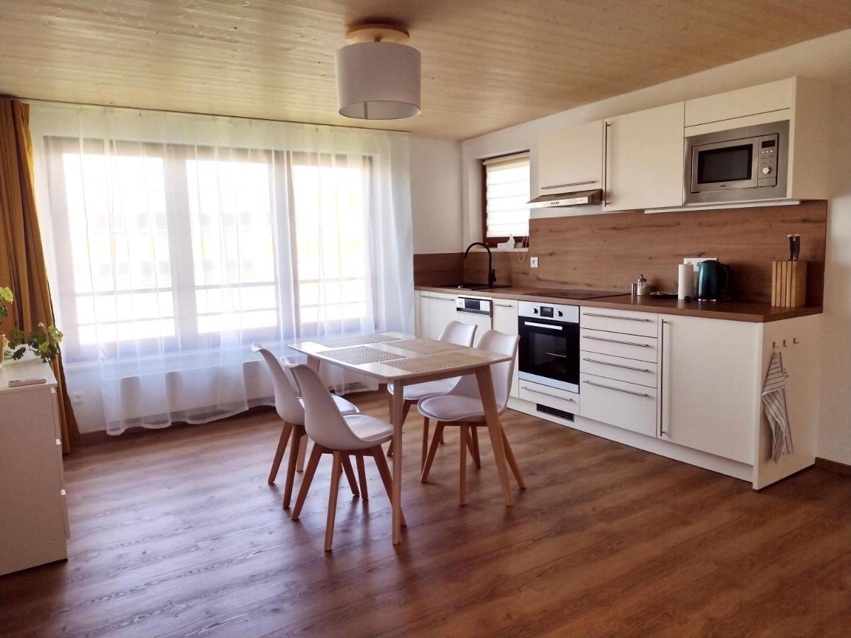 Apartman Kollarovi Ceske Budejovice Eksteriør billede